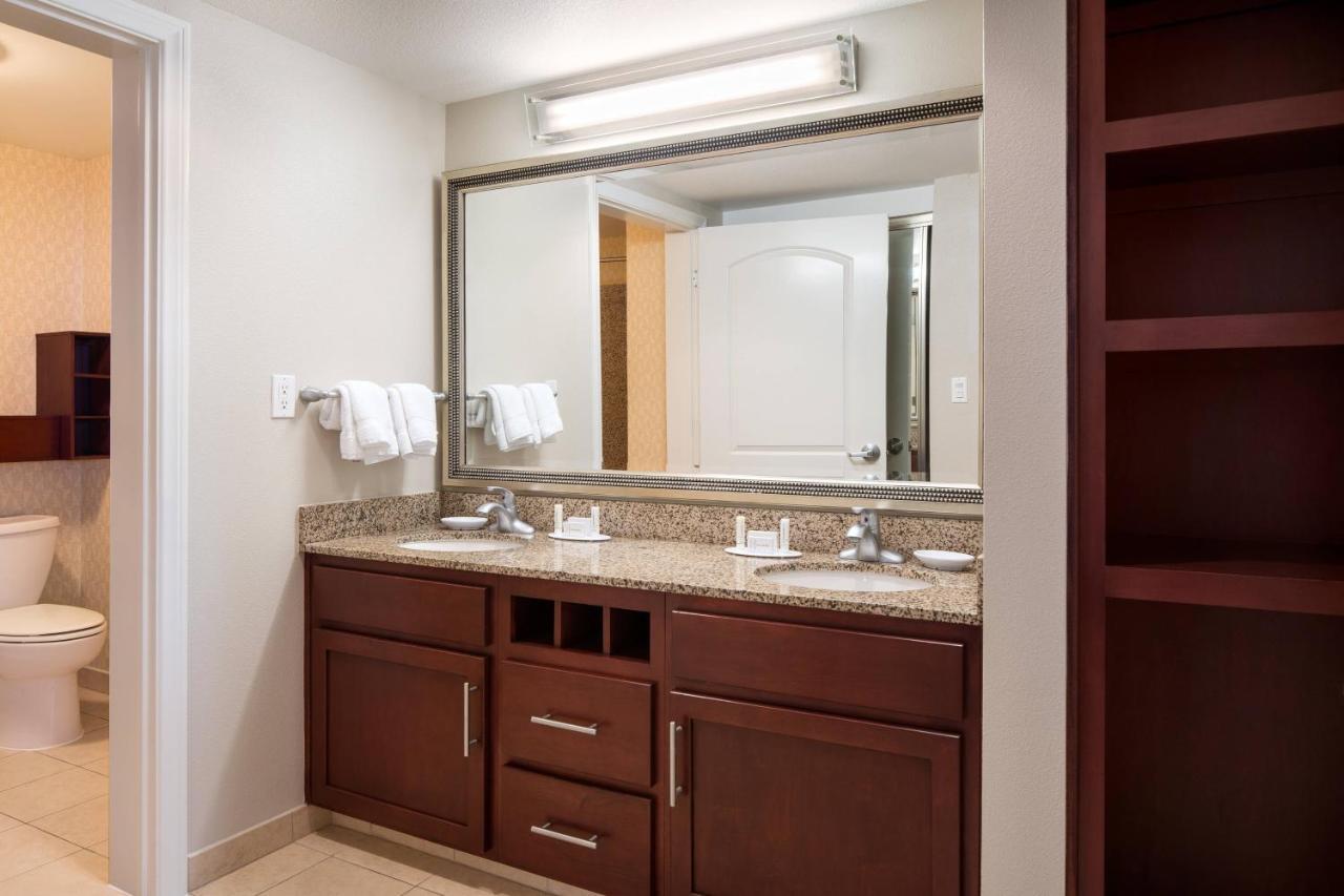 Residence Inn Long Beach Downtown Ngoại thất bức ảnh