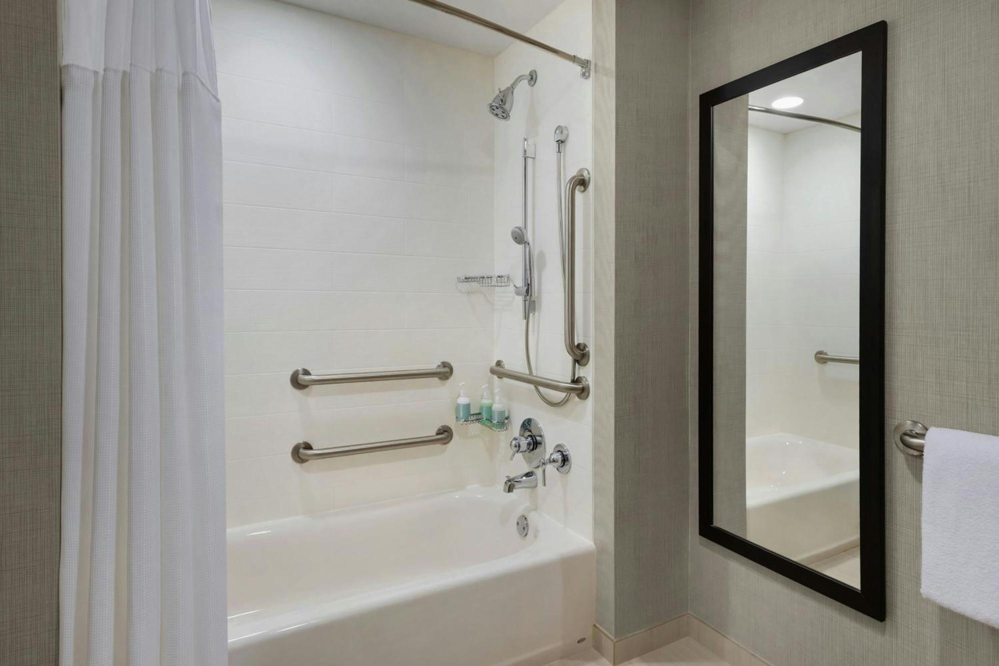 Residence Inn Long Beach Downtown Ngoại thất bức ảnh